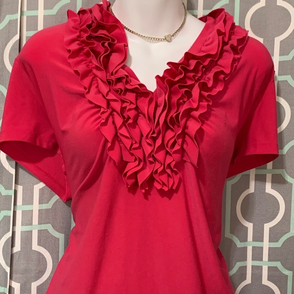 3/15🔥Pink shirt with ruffle neck - Picture 3 of 4